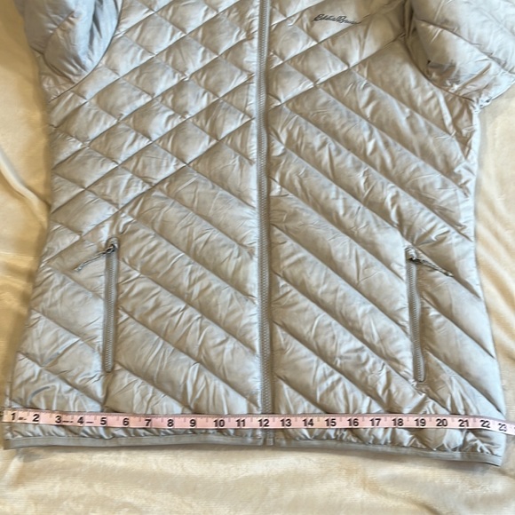 Eddie Bauer puffer coat - Picture 12 of 13